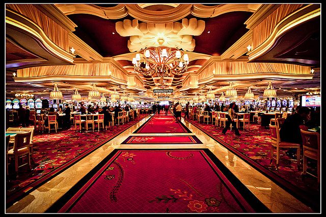 Spinrollz Casino آن لائن کیسینو میں اصل گیمز